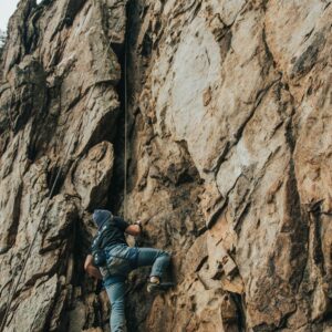 Crack Climbing: Jamming Hands and Fists